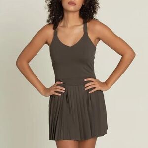 Gold Hinge Y BACK ADJUSTABLE PLEATED DRESS